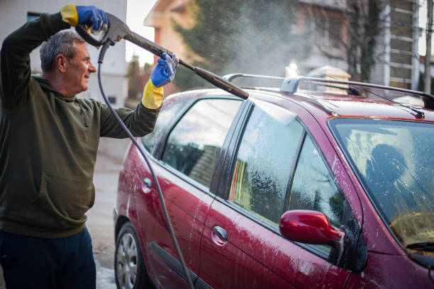 Best Pressure Washing Siding  in Alton, IL